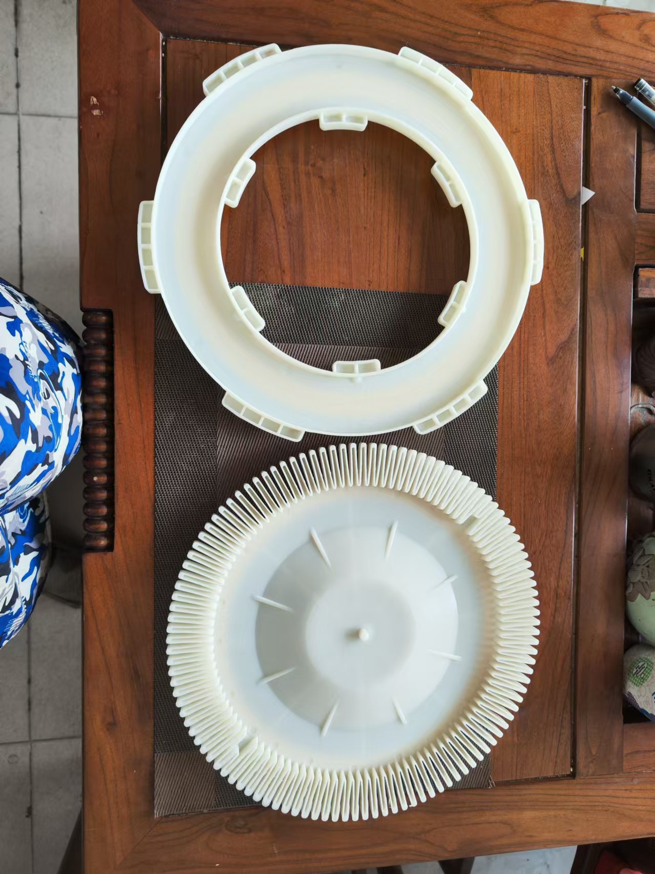 濾芯PU膠水提升過濾效率，延長發(fā)動機壽命